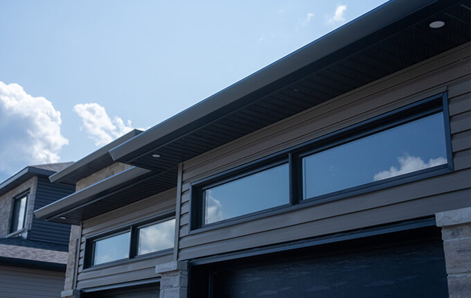 Service d'installation de gouttières à Gatineau.