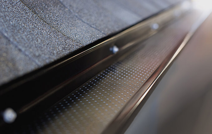 Installation professionnelle de gouttières à Gatineau.