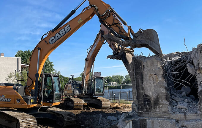 Démolition extérieure St-Jean-sur-Richelieu.