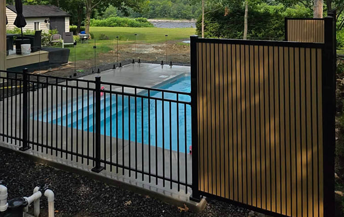 Installation de clôture de piscine à Charlesbourg