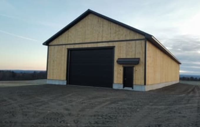 Construction de garage à Sherbrooke.